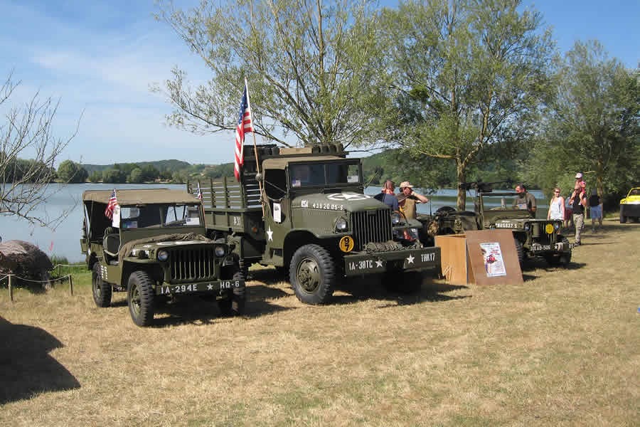 Military vehicles at the Marcon classic car show